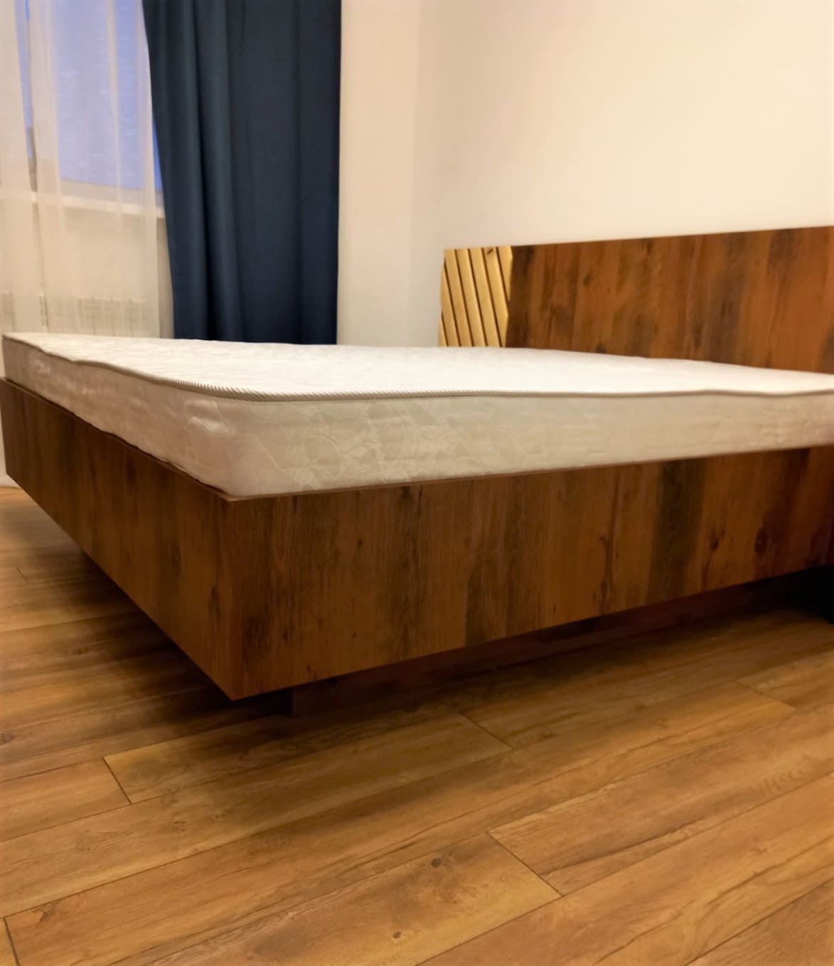 Двухспальный кровать Двухспальный кровать