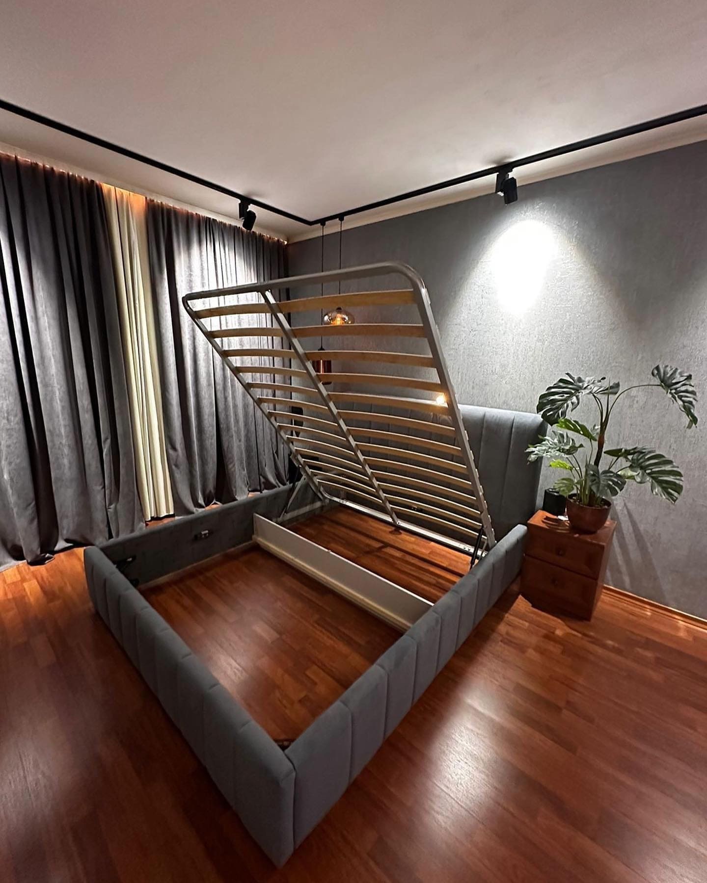 Серый двухспальный кровать Серый двухспальный кровать