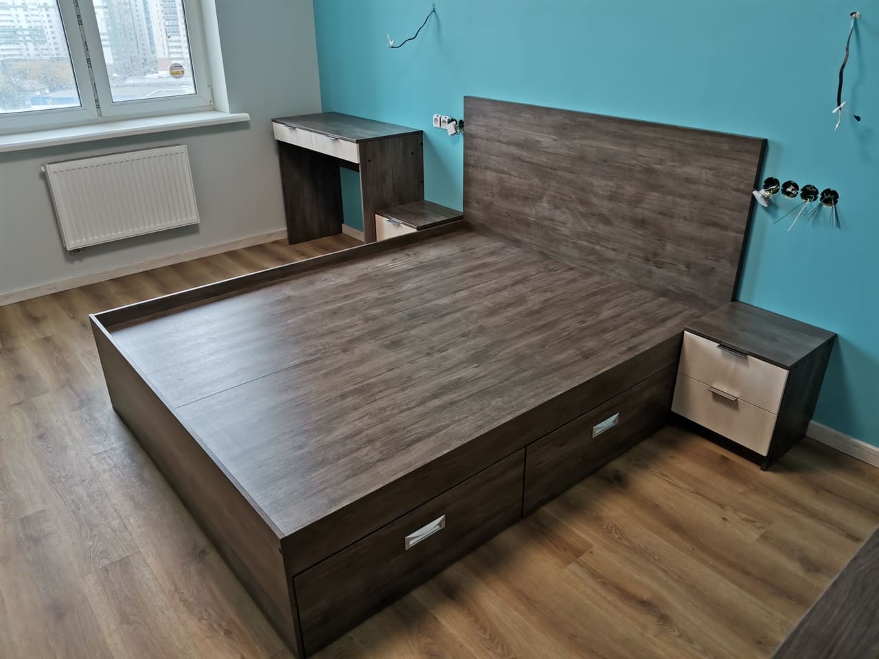 Двухспальный кровать с выдвижными ящиками 2 Двухспальный кровать с выдвижными ящиками 2