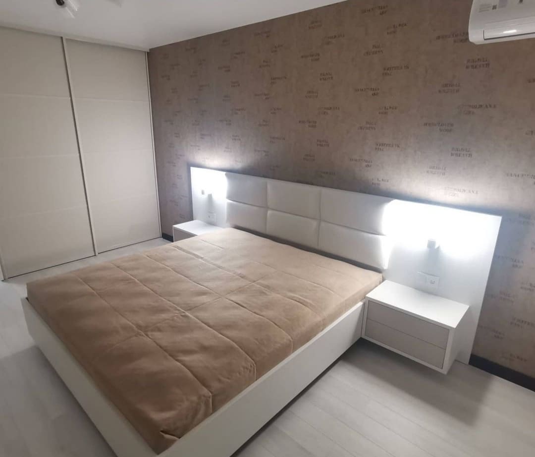 Кровать с мягким изголовьем 2 Кровать с мягким изголовьем 2