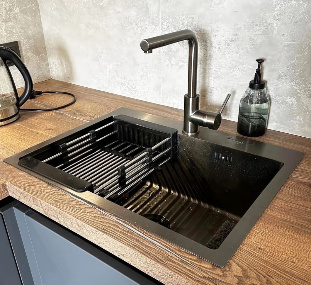 Угловой кухонный гарнитур 2