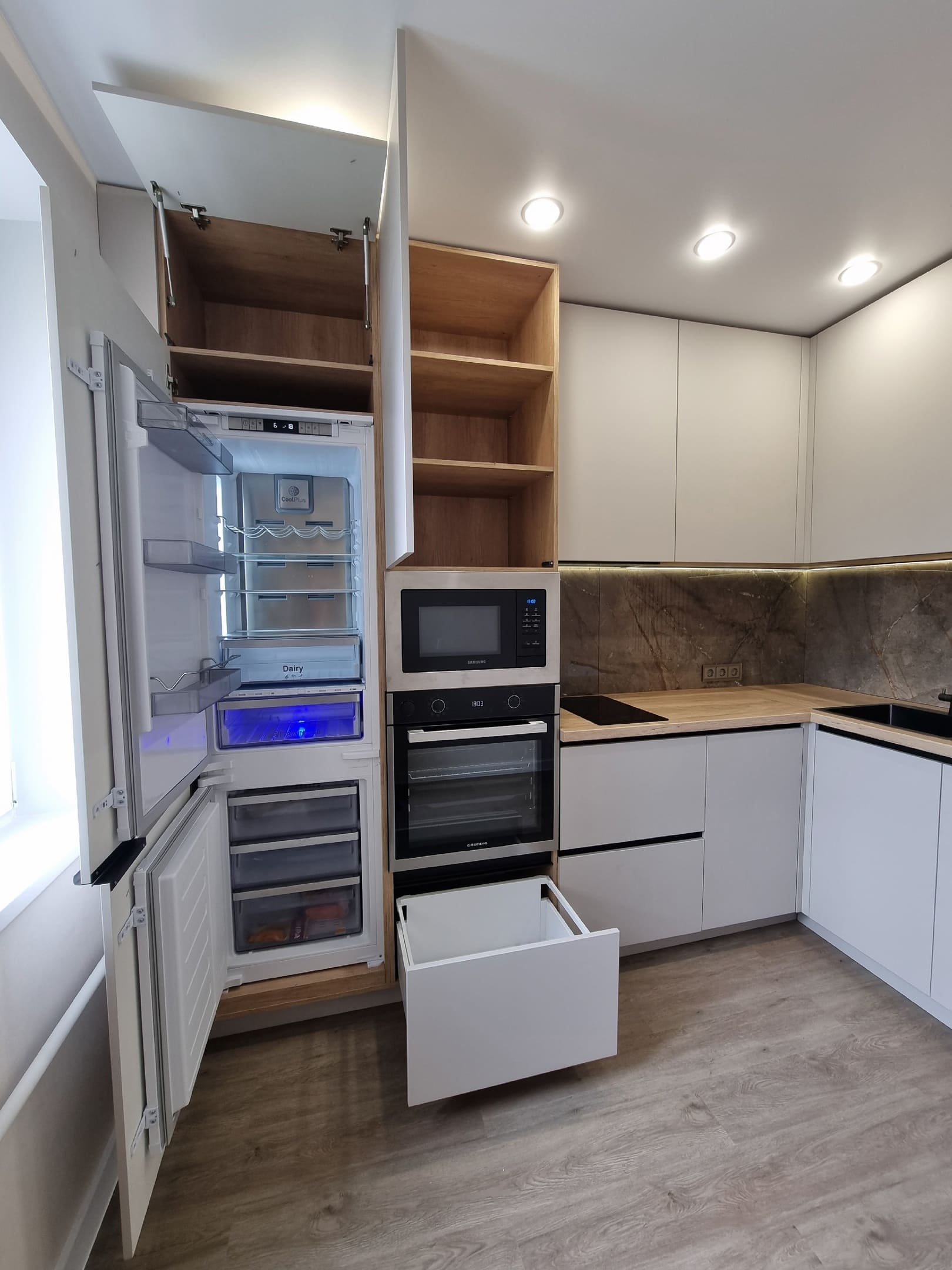 Угловой кухонный гарнитур 5