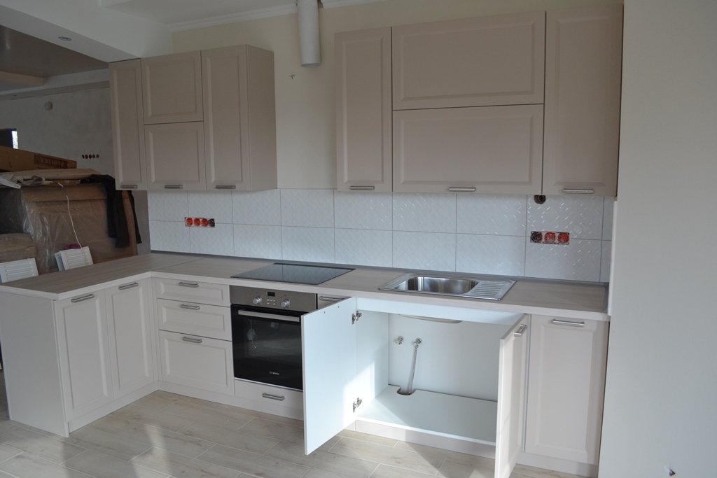 Бежевая кухня в скандинавском стиле 4