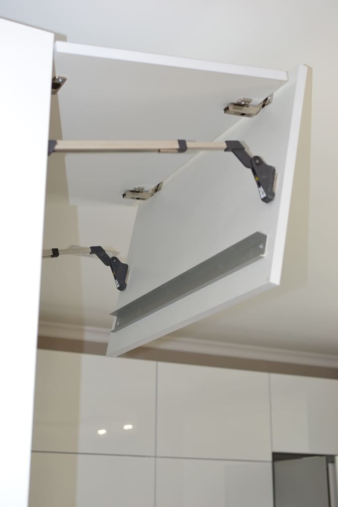 Кухня белый глянец с барной стойкой 7 Кухня белый глянец с барной стойкой 7