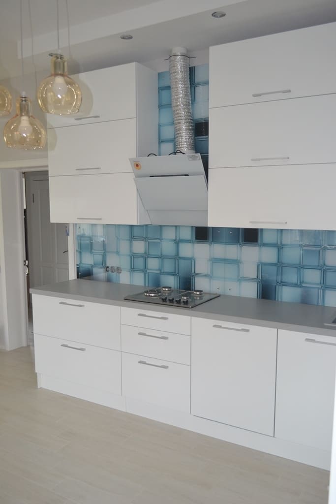 Кухня матовая белая с пеналами 8 Кухня матовая белая с пеналами 8