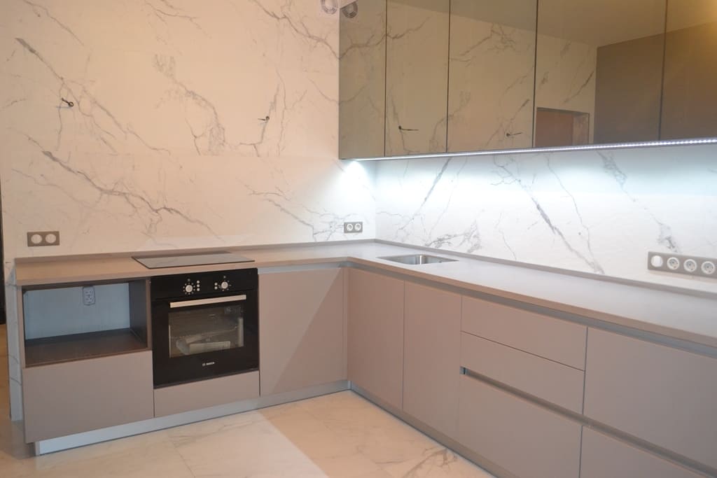 Кухня Хай-Тек 2 Кухня Хай-Тек 2