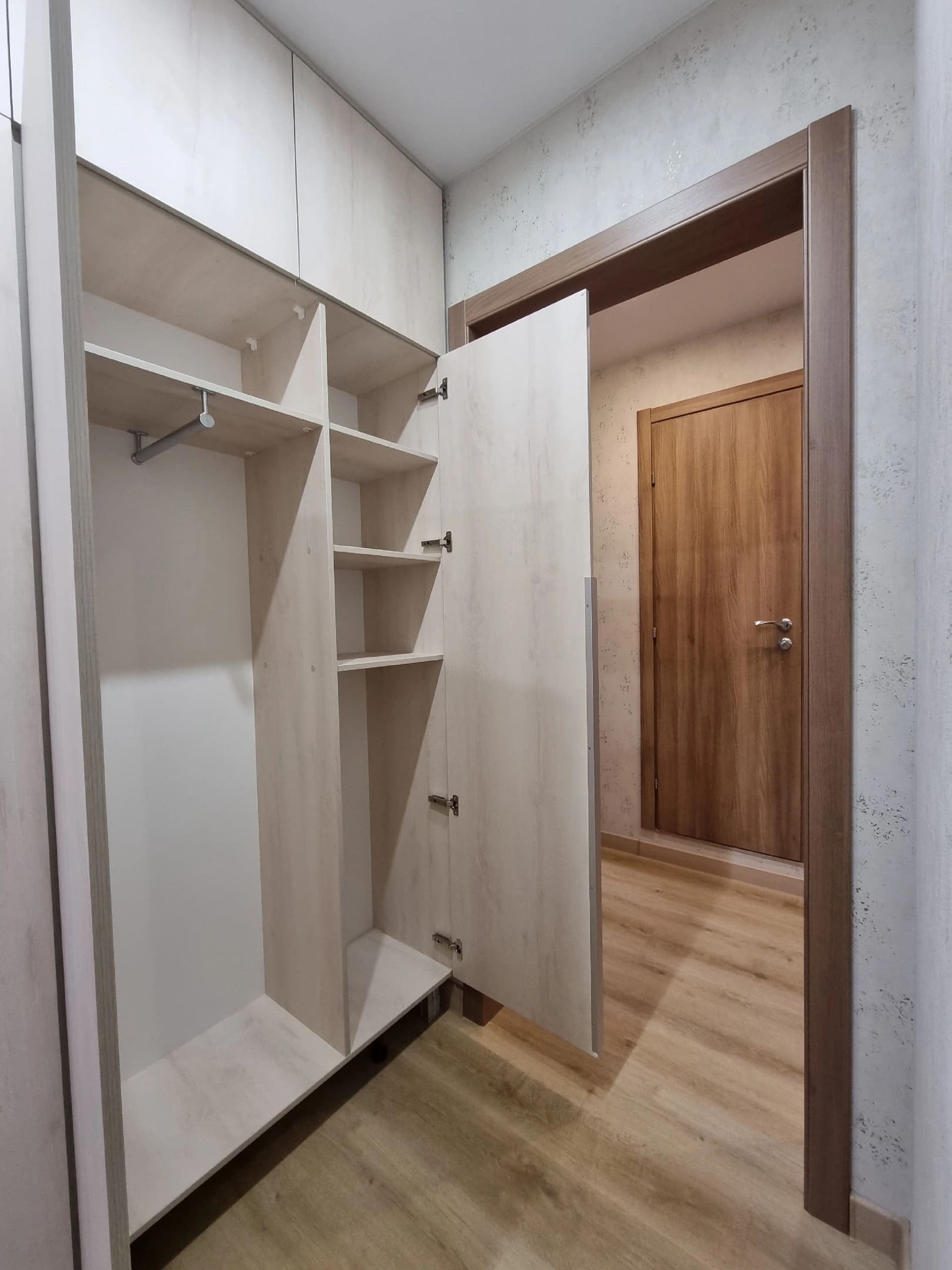 Шкаф-прихожая с распашными дверьми с распашными дверьми 7 Шкаф-прихожая с распашными дверьми 7