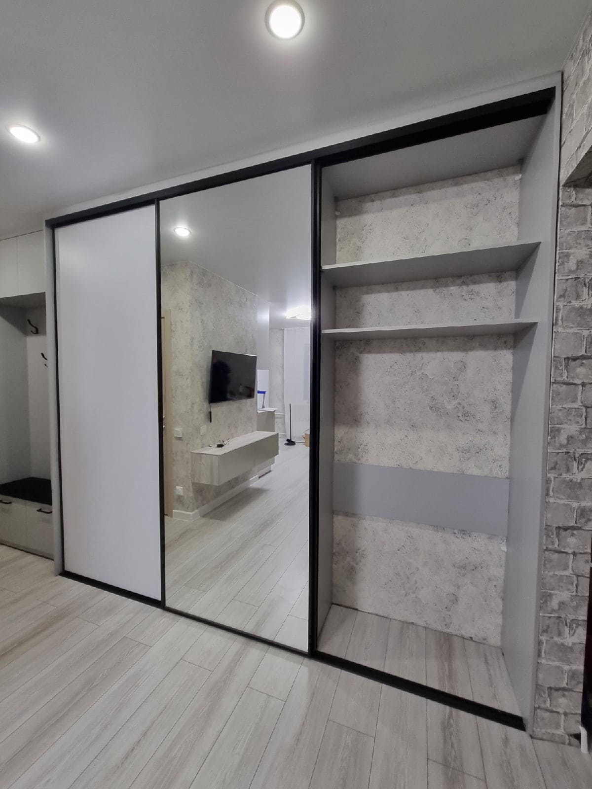 Шкаф-прихожая 5 Шкаф-прихожая 5