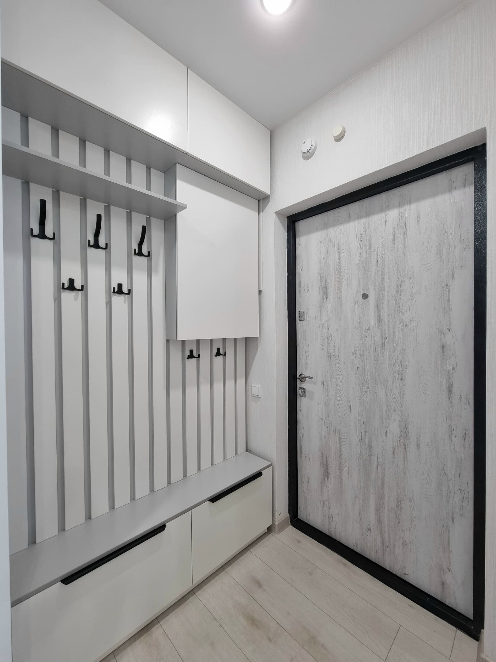 Шкаф-прихожая 2 Шкаф-прихожая 2