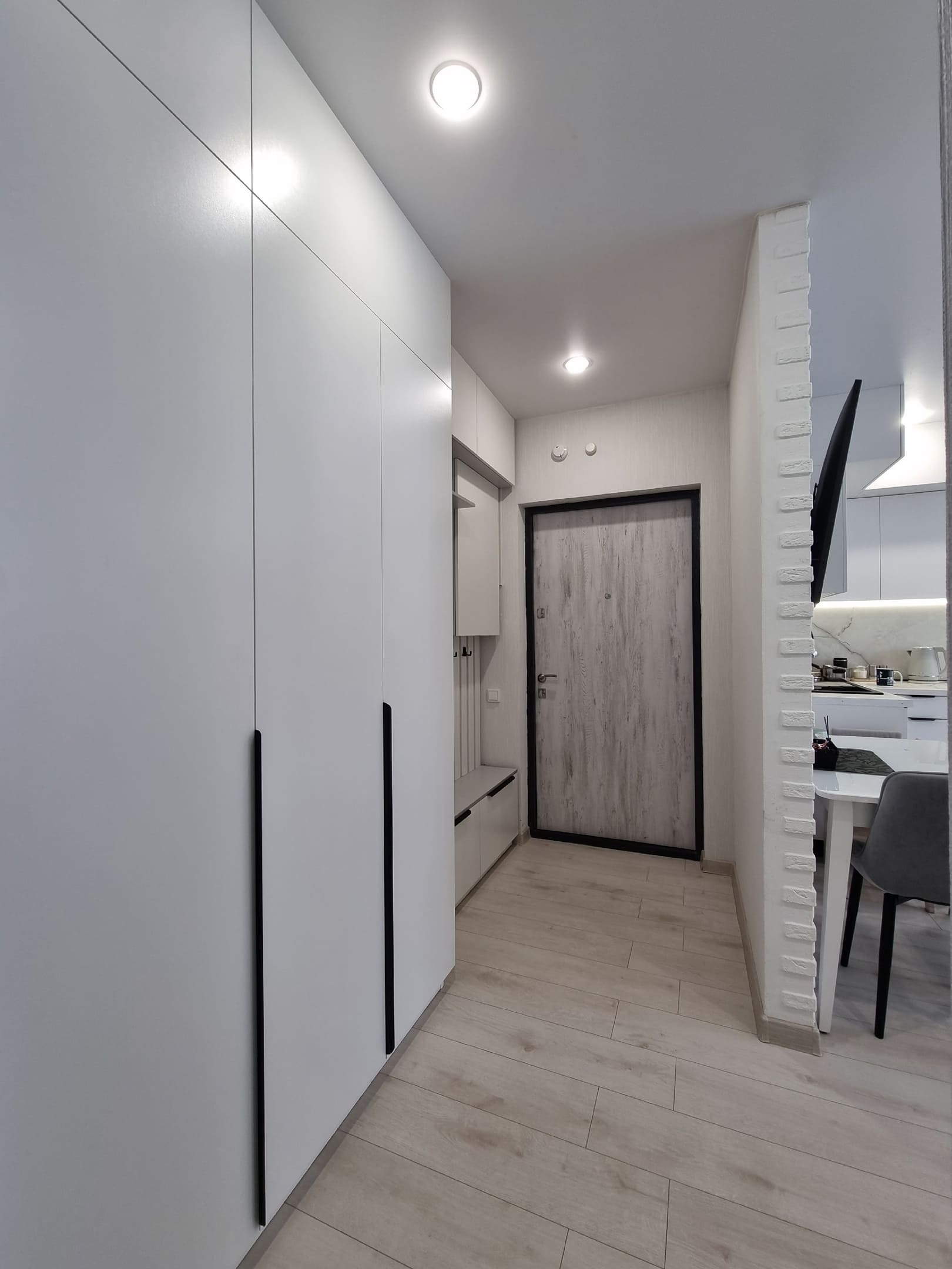 Шкаф-прихожая 3 Шкаф-прихожая 3