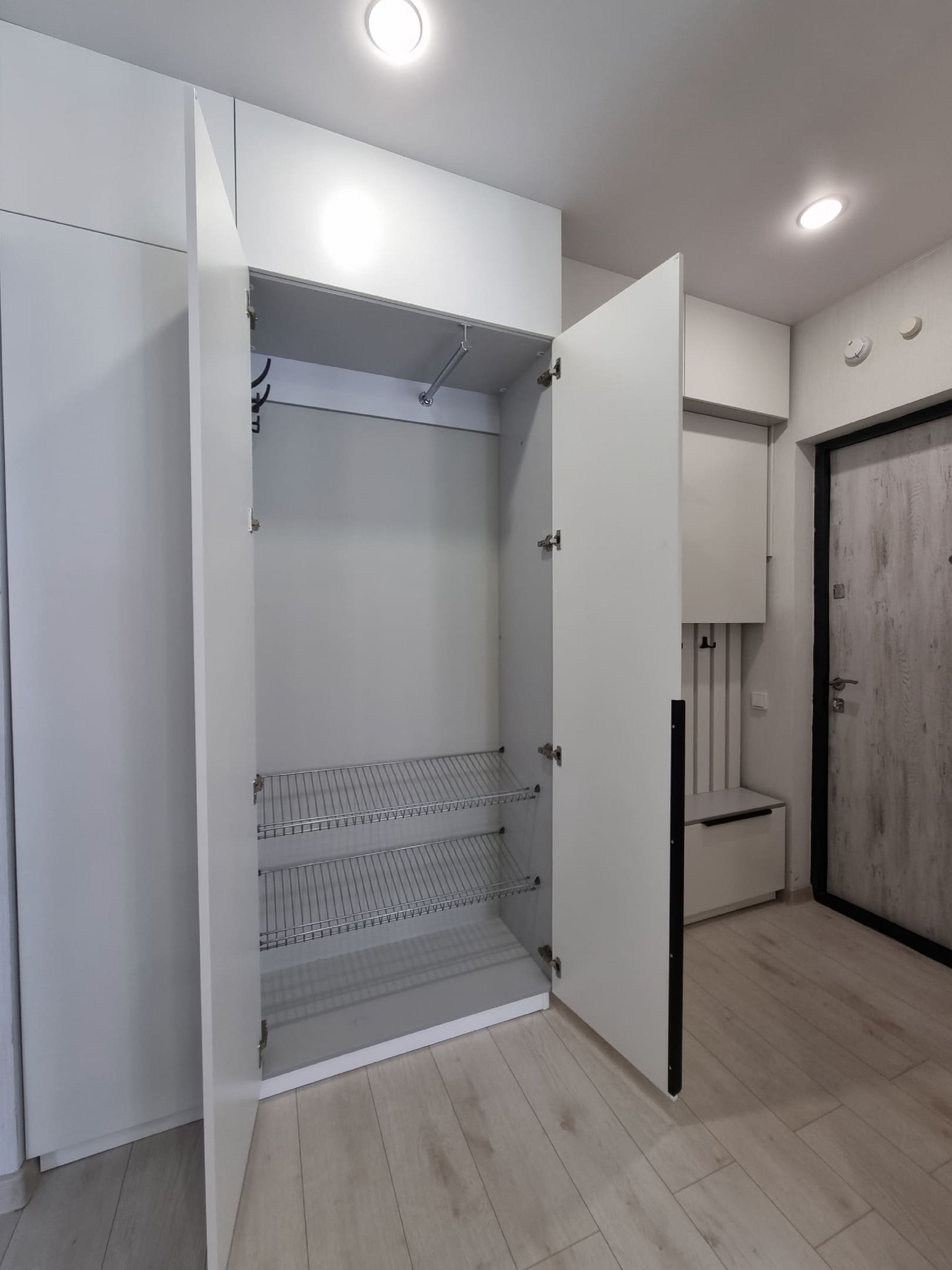 Шкаф-прихожая 6 Шкаф-прихожая 6