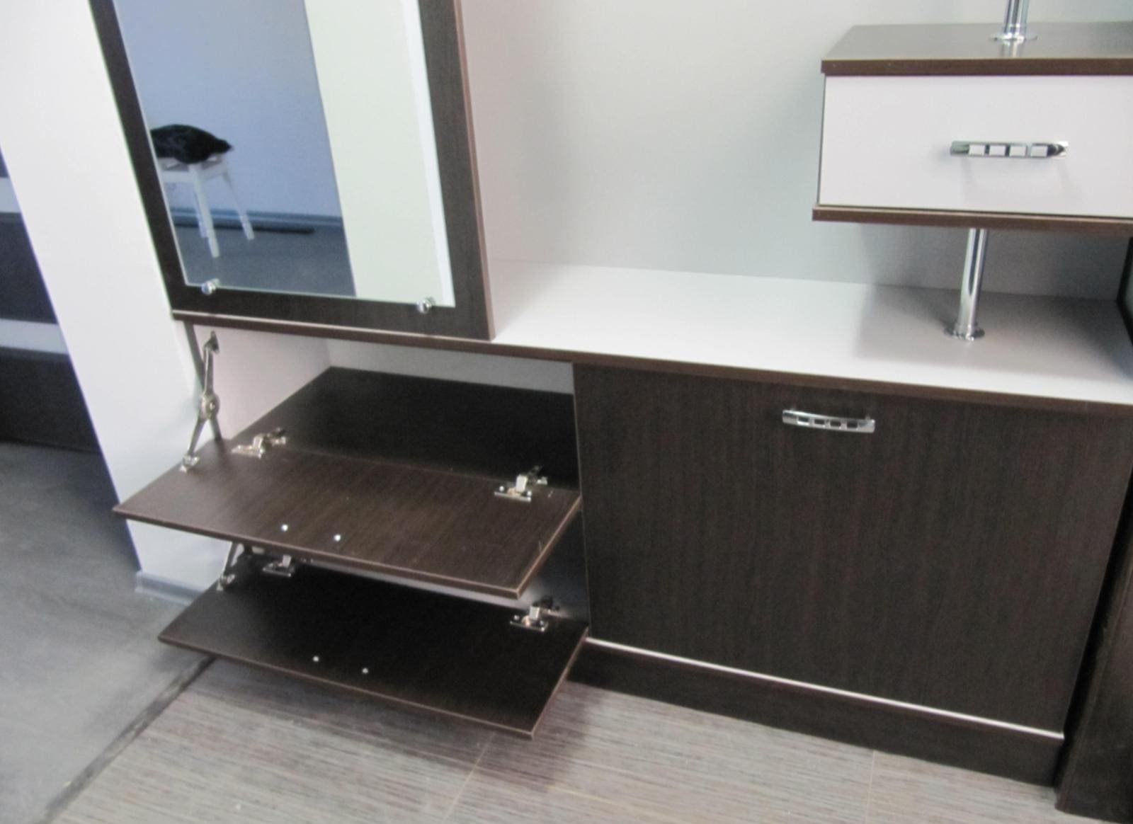 Мебель для прихожей в современном стиле 4 Мебель для прихожей в современном стиле 4