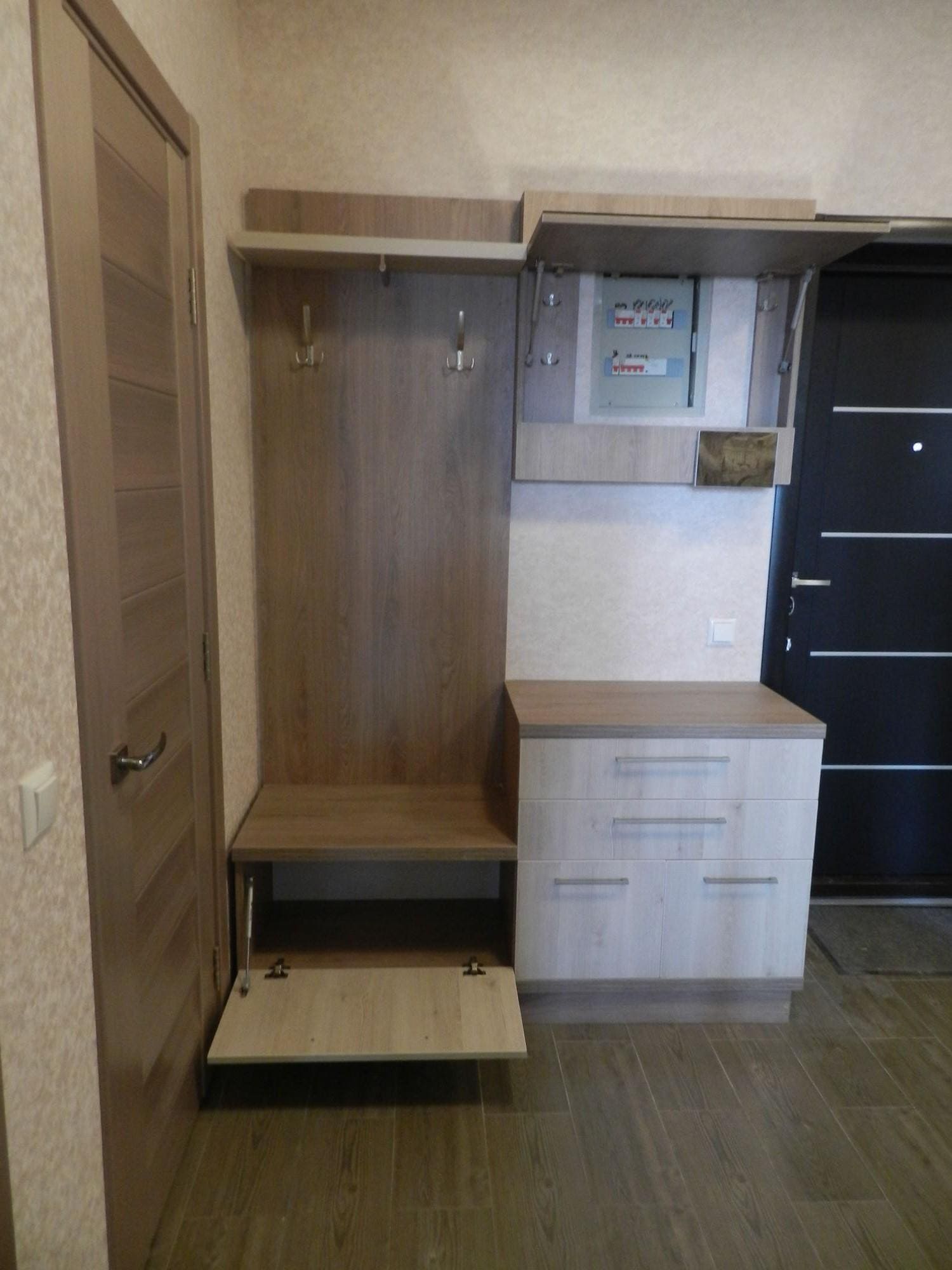 Прихожая из ЛДСП дуб 3 Прихожая из ЛДСП дуб 3