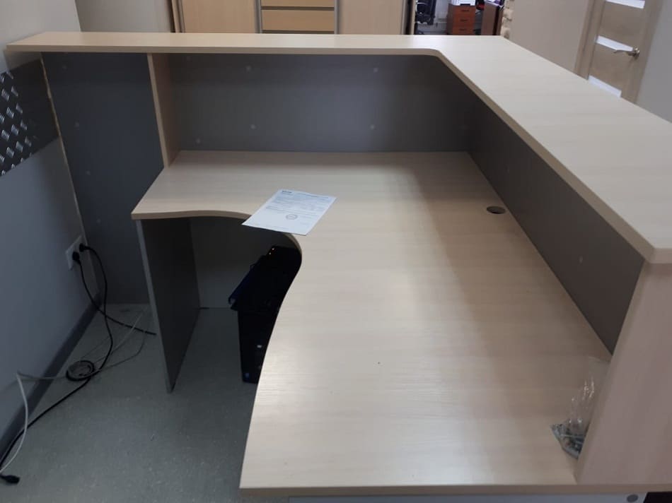 Угловая стойка ресепшн 2 Угловая стойка ресепшн 2