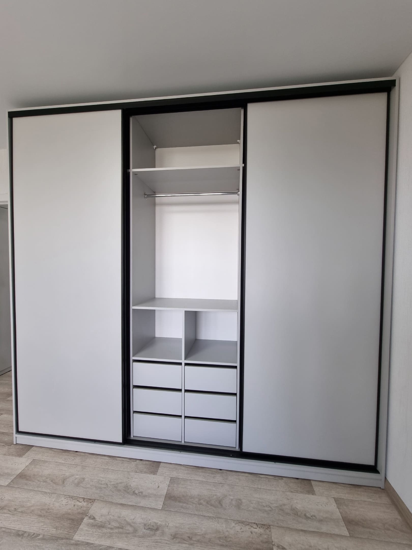 Шкаф купе в спальное помещение 3 Шкаф купе в спальное помещение 3