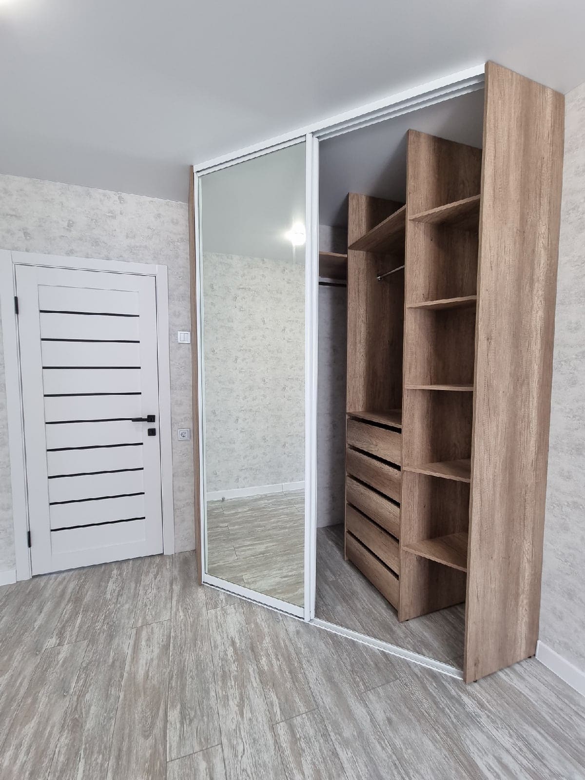 Угловой шкаф-купе 3 Угловой шкаф-купе 3