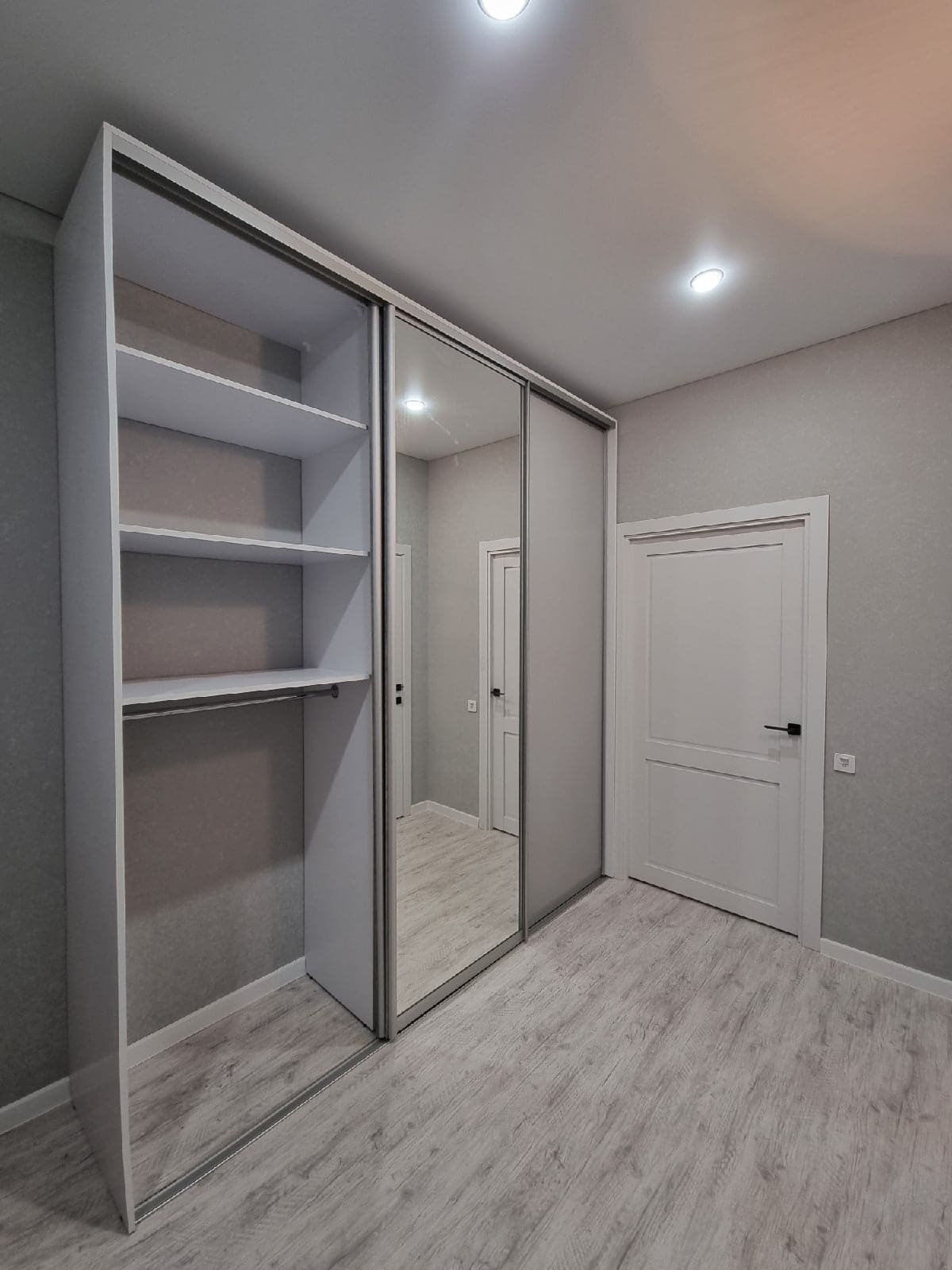 Шкаф купе в прихожую 4 Шкаф купе в прихожую 4