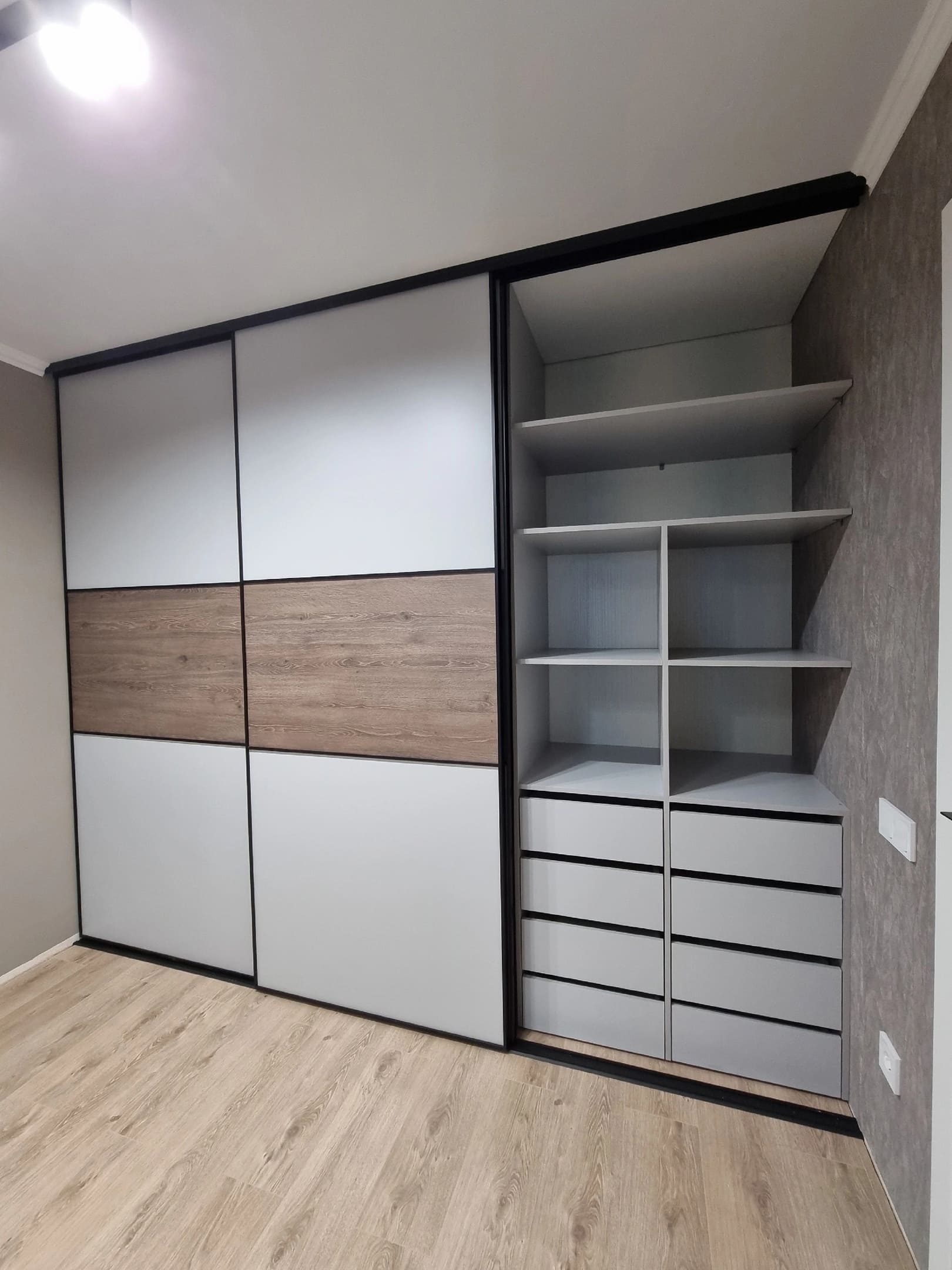 Шкаф-купе в спальное помещение 4 Шкаф-купе в спальное помещение 4