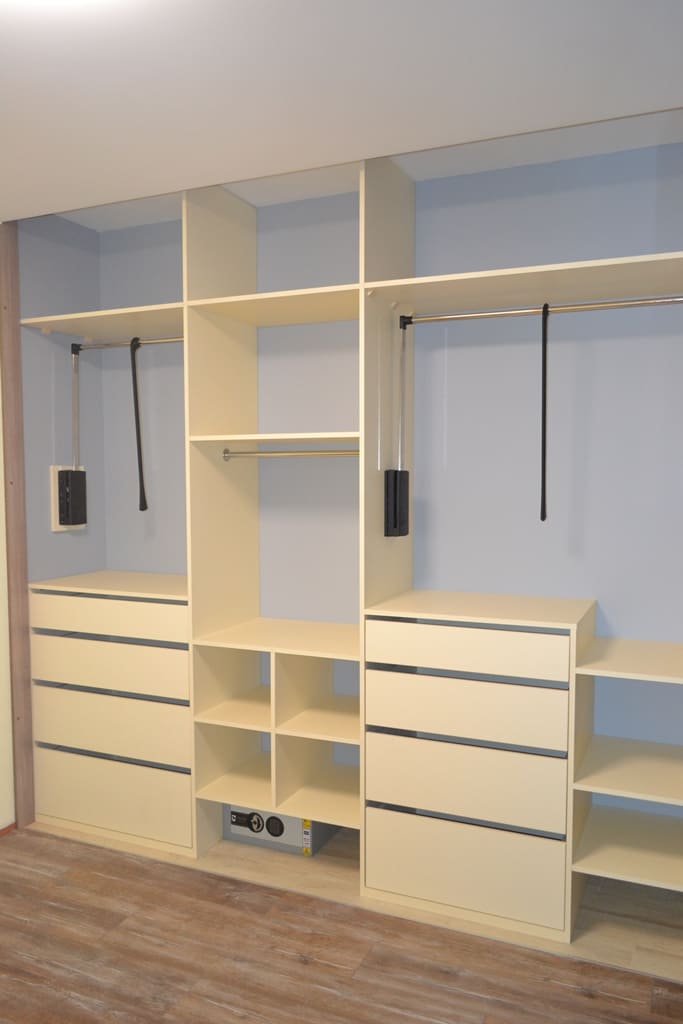 Шкаф-купе белый с деревом 4 Шкаф-купе белый с деревом 4